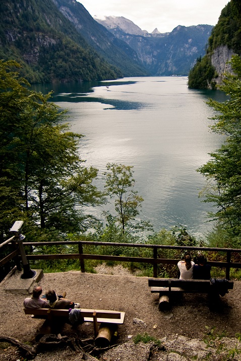 Озеро Кенигзее в Национальном парке Берхтесгаден. Германия. Фото