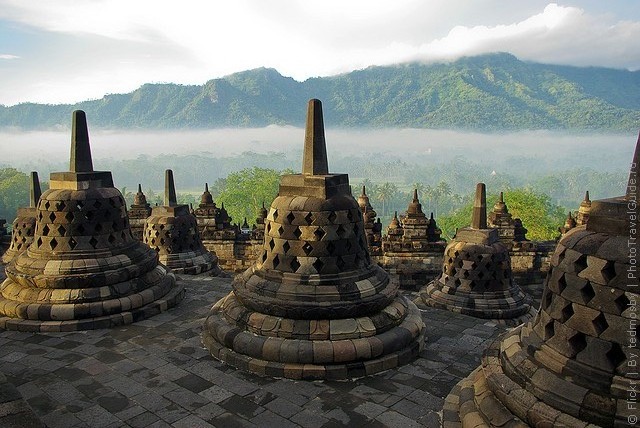 top10-stupa-borobudur