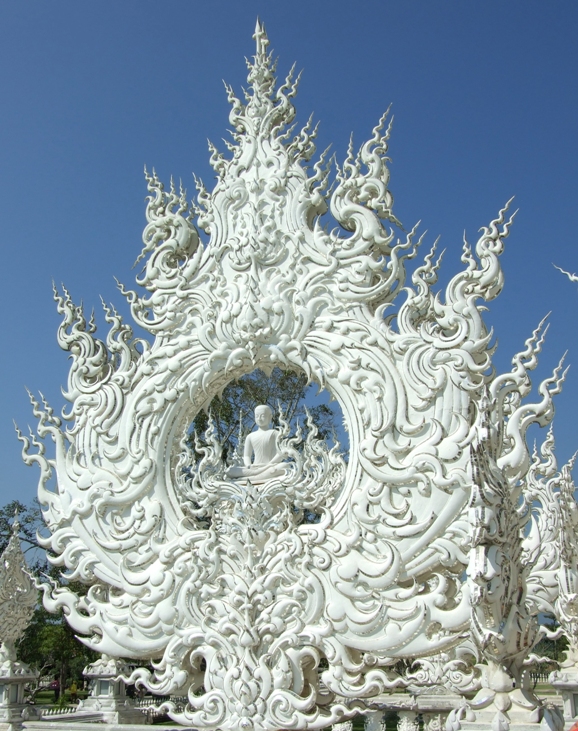Ват Ронг Кхун (Белый храм), Таиланд. Будда. Фото