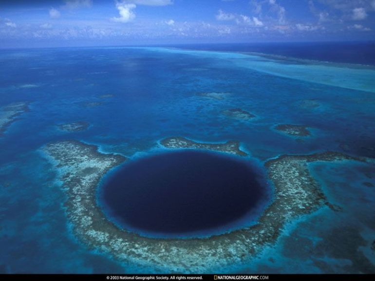 Большая голубая дыра (Great Blue Hole). Фото 