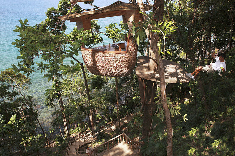 Ресторан Птичье гнездо на дереве. Курорт Сонева Кири. Таиланд