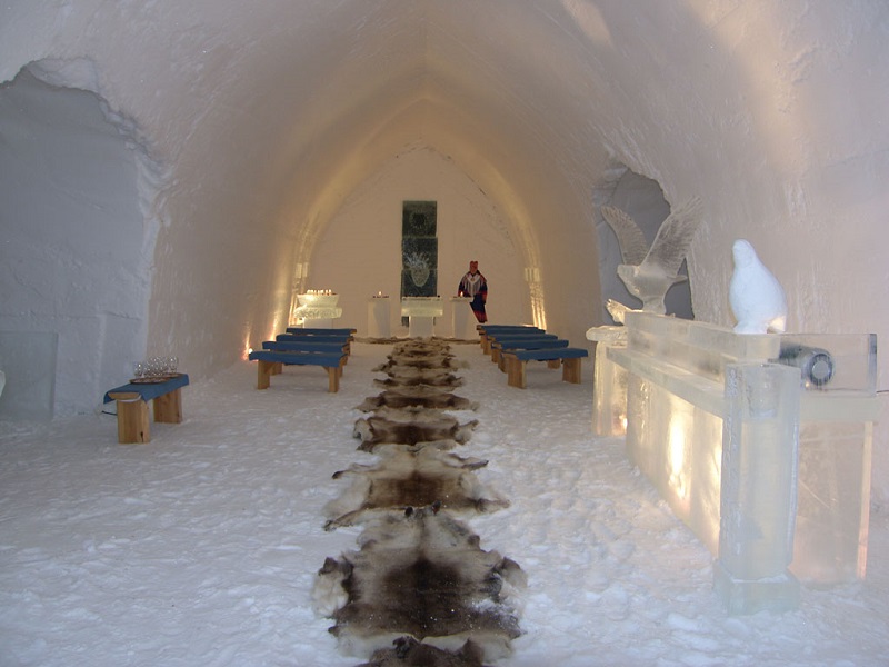 отель Какслауттанен (Финляндия), Свадебная часовня изо льда. фото