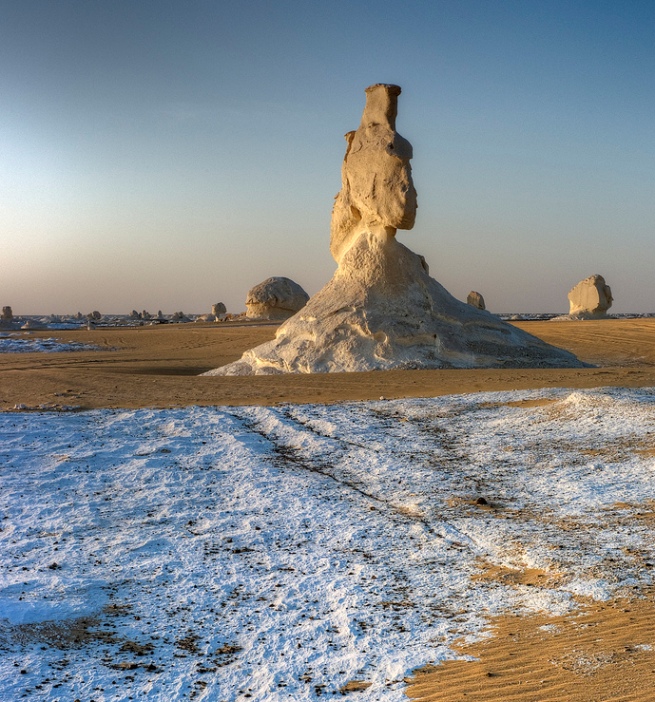 Белая пустыня в Египте. Природные скульптуры Фото