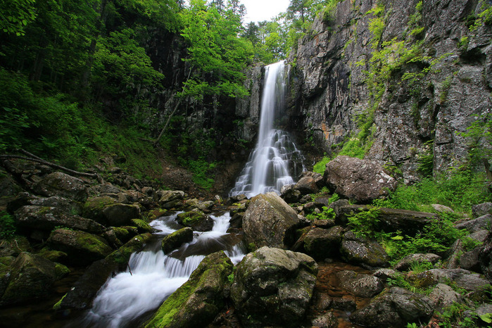 водопад Звезда Приморья (Лазовский район). Фото