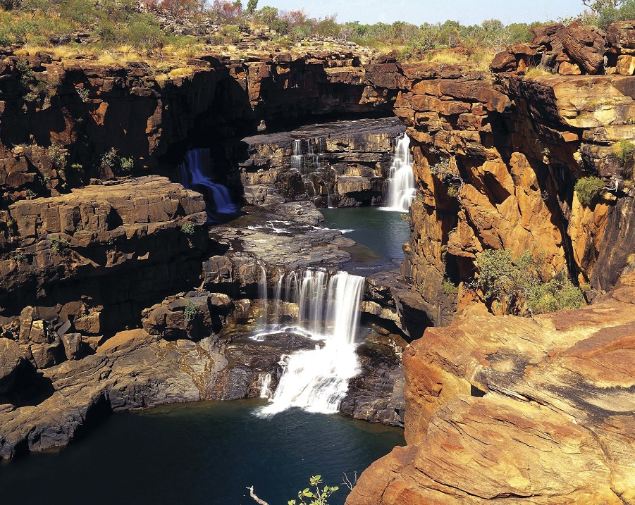 Многоуровневый водопад Митчелл. Австралия. Фото