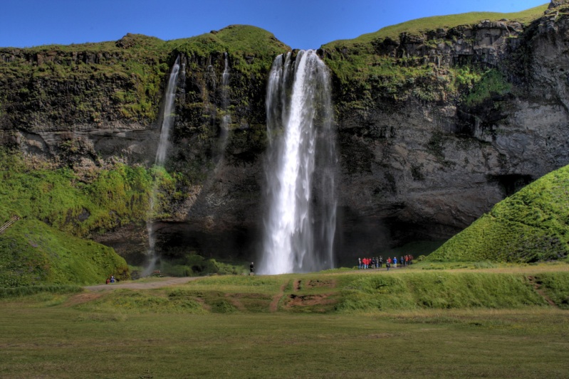 Водопад Сельяландфосс на юге Исландии. Фото