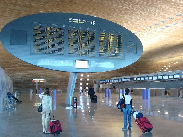aeroport-imeni-sharlya-de-gollya-17