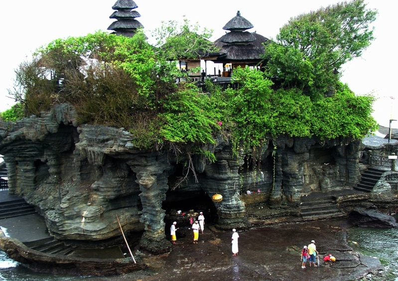 Храм Пура Танах Лот (Бали, Индонезия). Фото / Tanah Lot temple. Photo
