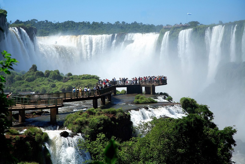 Водопады Игуасу в Бразилии. Фото