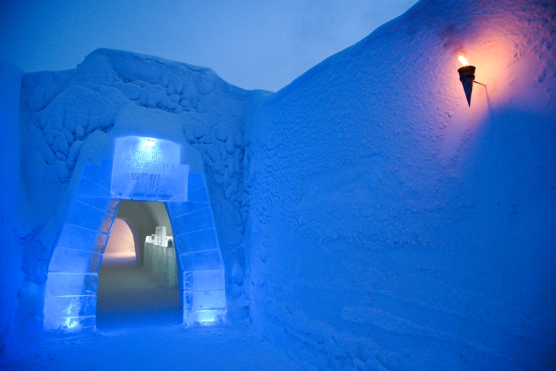 Ледяной замок-отель в Финляндии. Фото