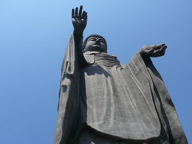 Статуя Будды Усику Дайбуцу 07