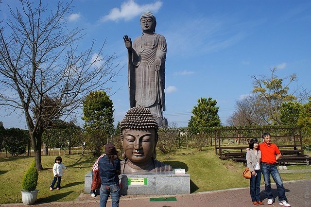 Статуя Будды Усику Дайбуцу 11