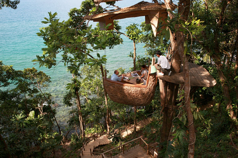 Ресторан на дереве в Таиланде. Курорт Сонева Кири. Фото