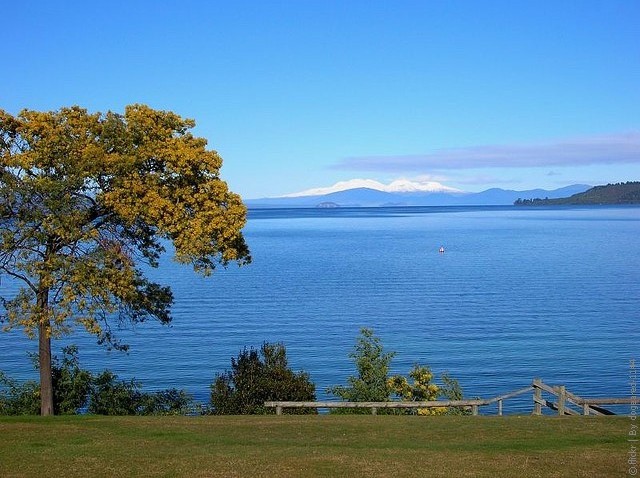 Lake-Taupo-02