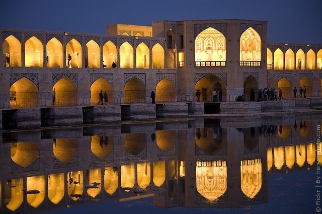 most-khadzhu-isfahan-02