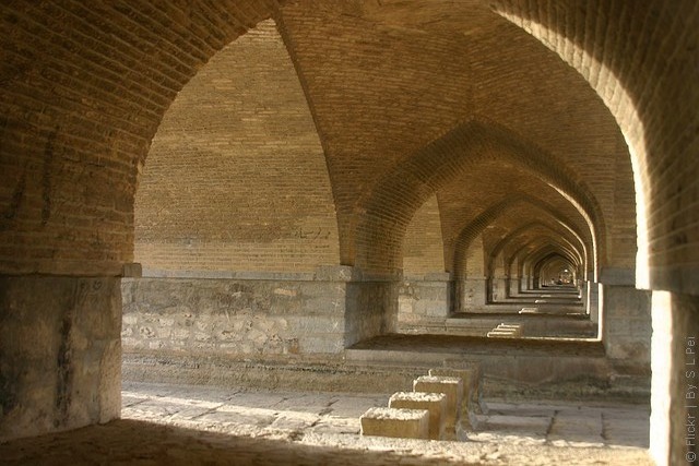 most-khadzhu-isfahan-15