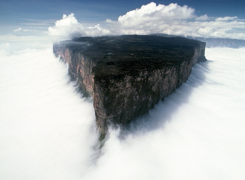 Столовая гора Рорайма в Венесуэле. Фото