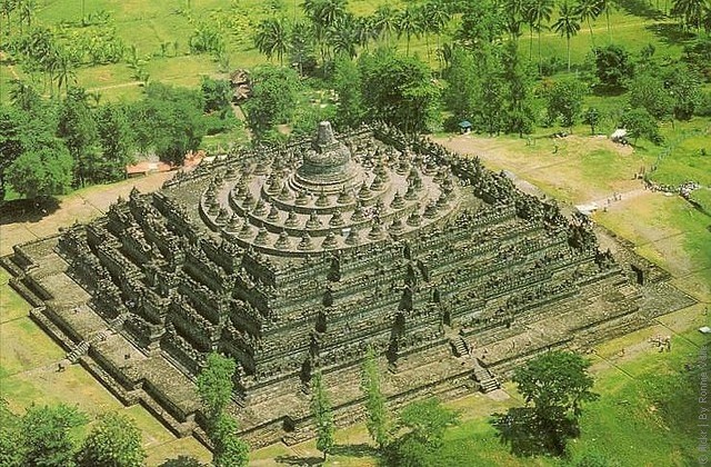 Borobudur-02