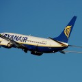 Ryanair.b737-800.aftertakeoff.arp[1]