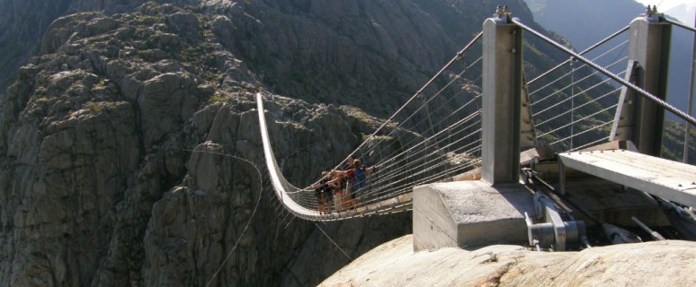 Trift-Suspension-Bridge-The-Swiss-Alps